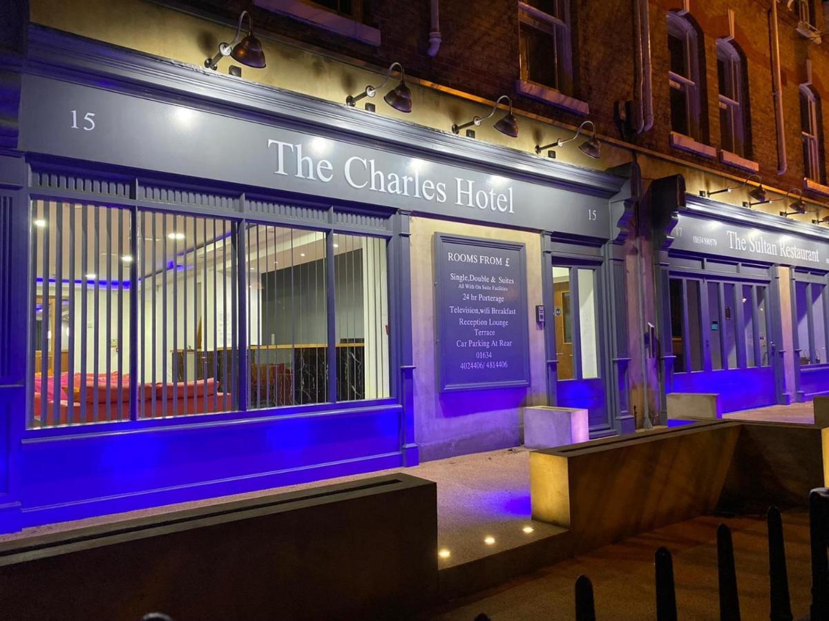 The Charles Hotel Chatham  Bagian luar foto