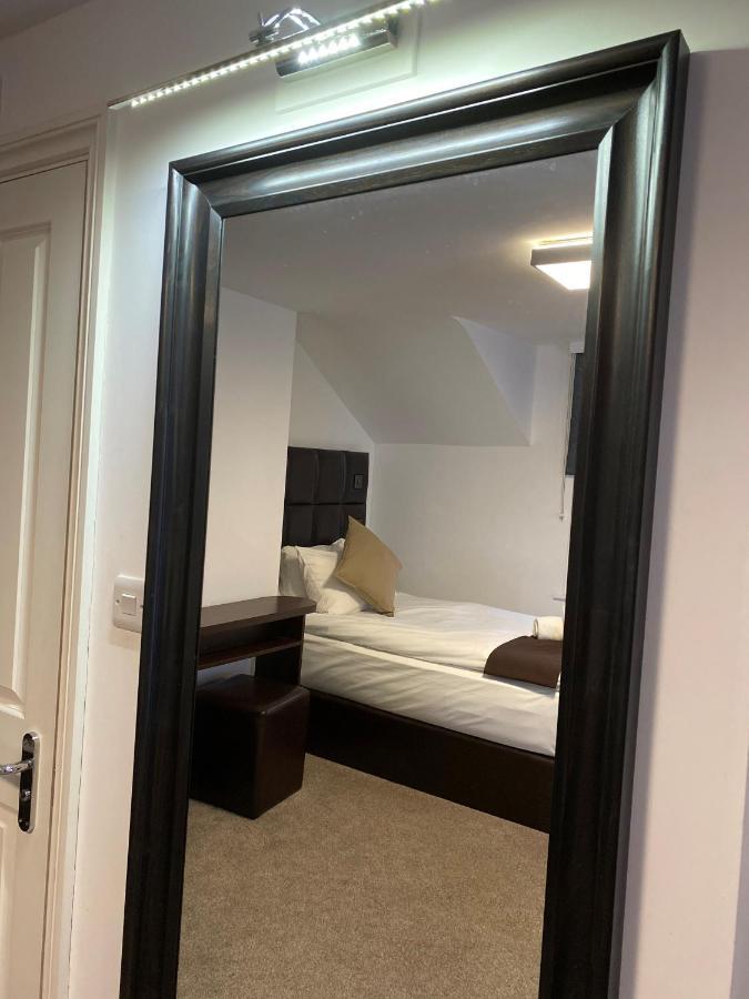 The Charles Hotel Chatham  Bagian luar foto