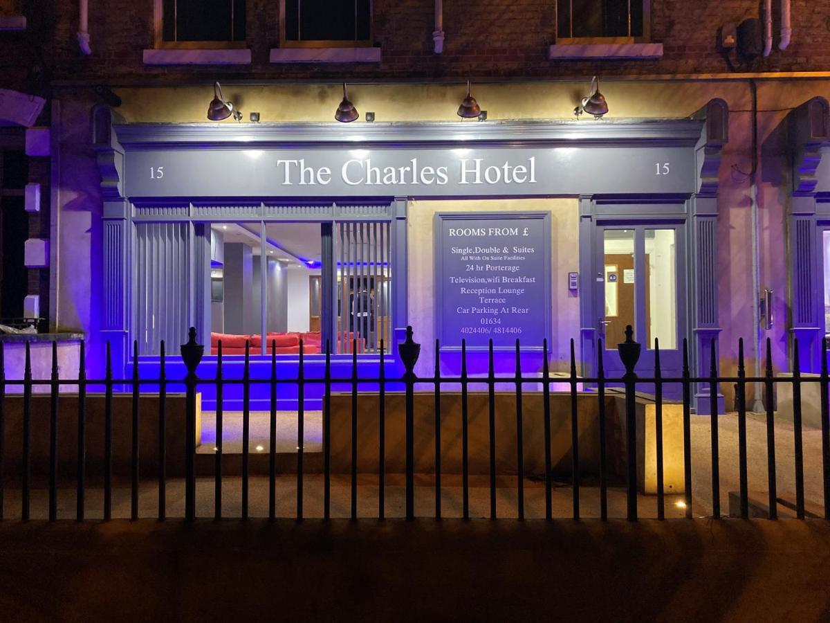 The Charles Hotel Chatham  Bagian luar foto